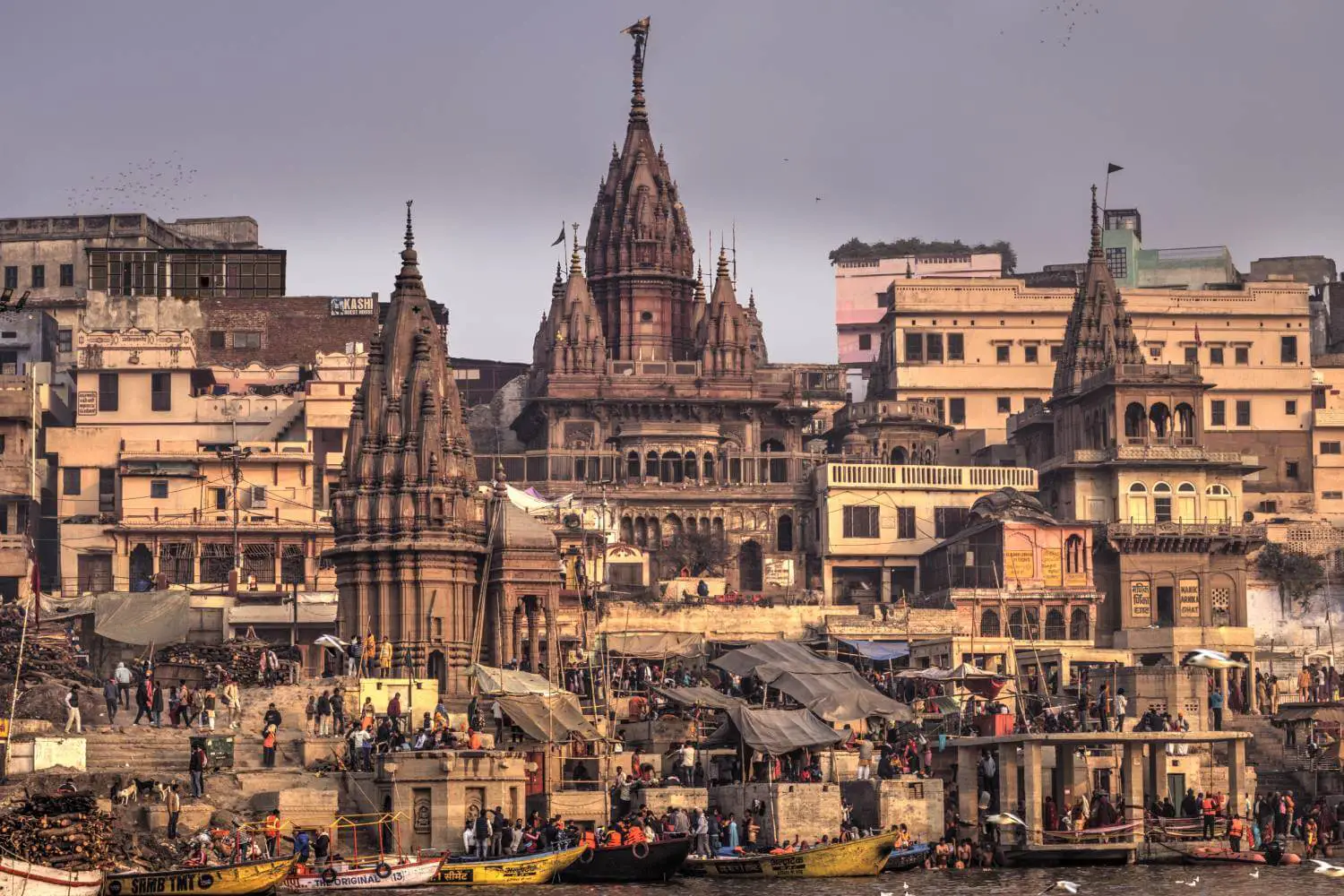 Kashi Vishwanath Jyotirlinga Temple - 12 Jyotirlingas India